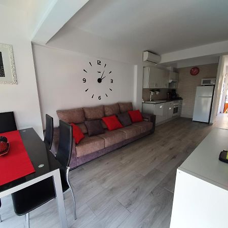 Apartamento Primera Linea De Playa Torremolinos Luaran gambar