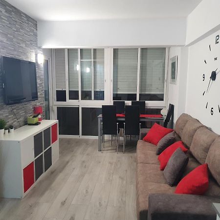 Apartamento Primera Linea De Playa Torremolinos Luaran gambar
