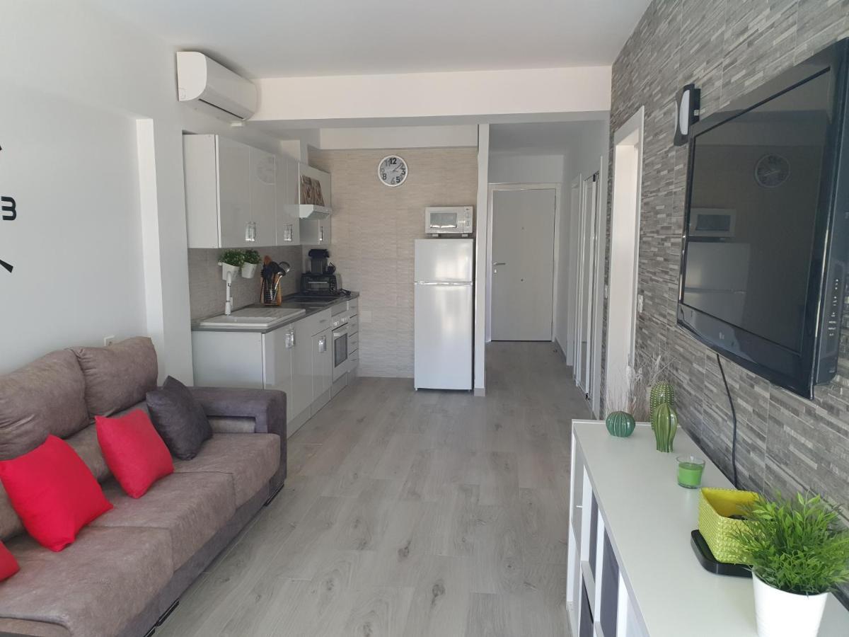 Apartamento Primera Linea De Playa Torremolinos Luaran gambar