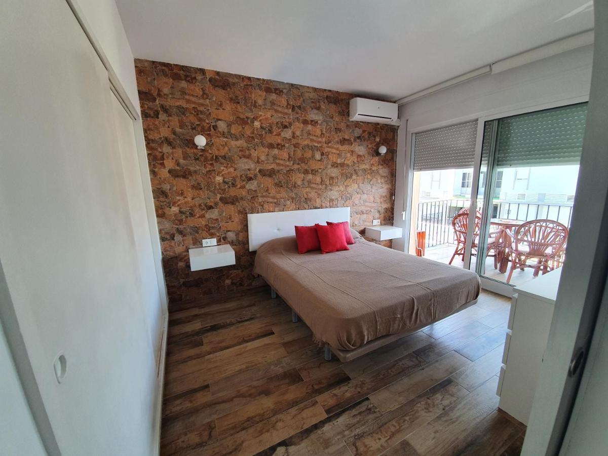 Apartamento Primera Linea De Playa Torremolinos Luaran gambar