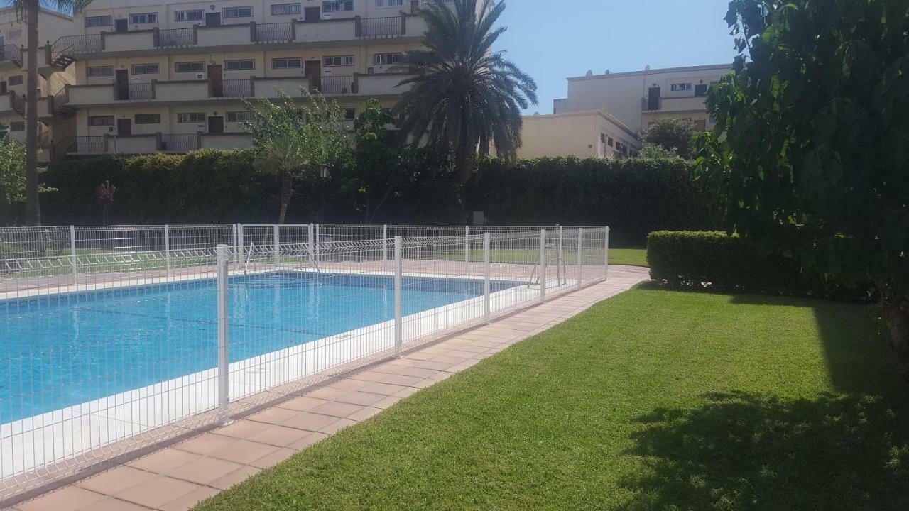 Apartamento Primera Linea De Playa Torremolinos Luaran gambar